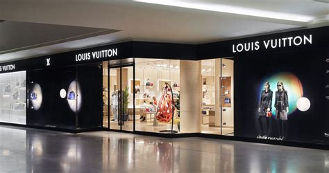 Exploring Louis Vuitton Store .